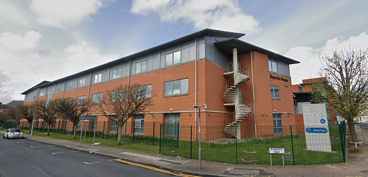 Reynolds_House_4_Archway_Hulme_Manchester_UK_eq.original