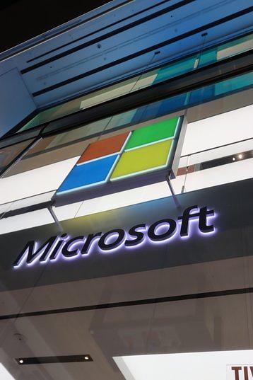Microsoft_logo.width-358