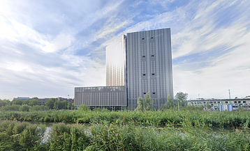 AMS_17_digital_realty_amsterdam.width-358