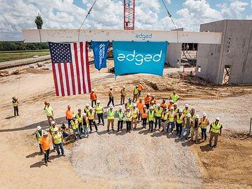 Edged_Des_Moines_Topping_Out.width-358