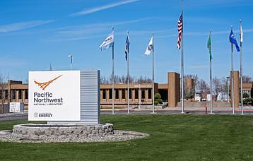 PNNL.crop.PNNLsign_ROB_flags-5_1.width-358