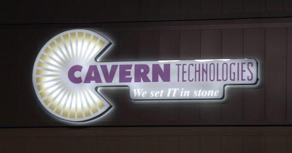 Schneider5.sign_-571x300