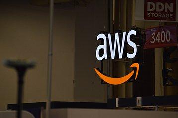 AWS_logo.width-358 (4)